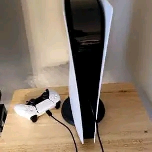 PlayStation PS5 état BIM - Miniature 2
