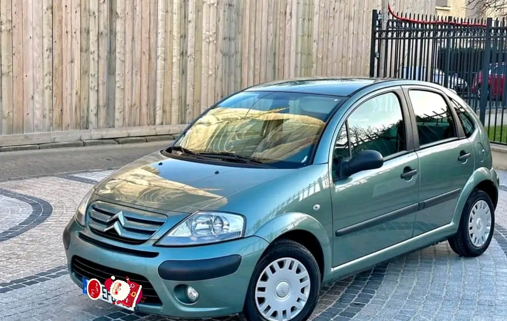 Vente de ma voiture je veux juste la vendre pour sauver la vie de ma
mère elle