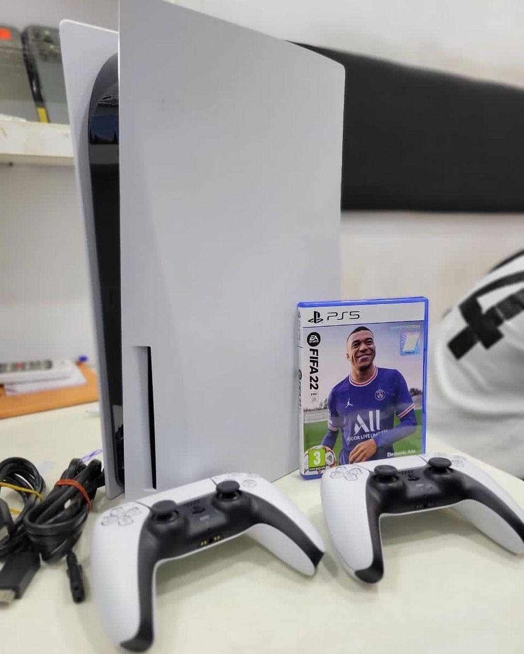 PlayStation 5 - Miniature 2