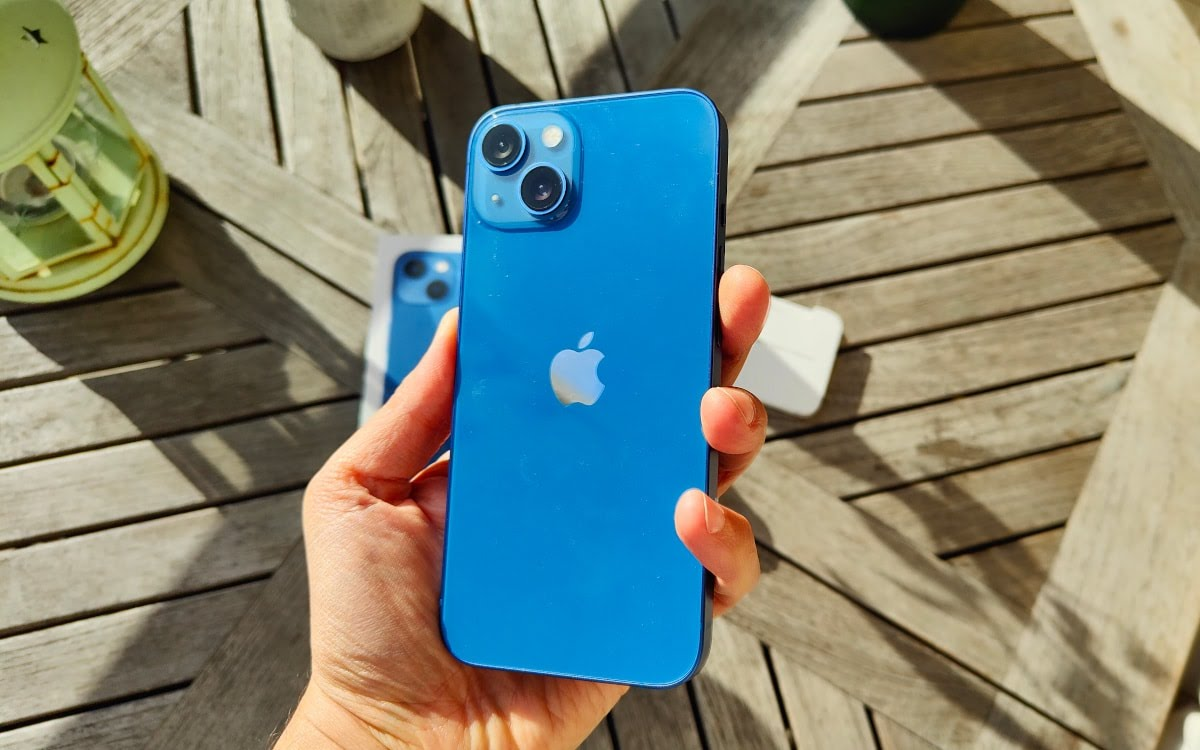 iPhone 13