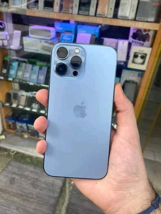 iPhone 13 pro Max Authentique