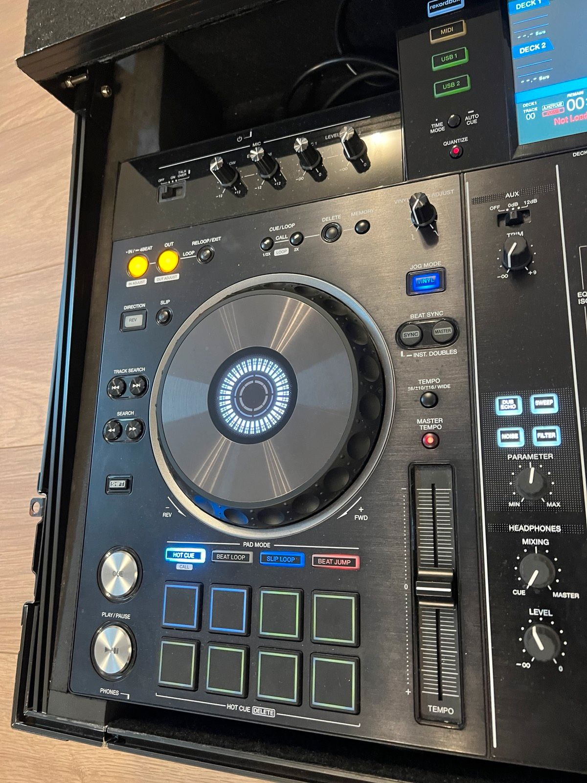 Pioneer XDJ RX2 - Table de mixage