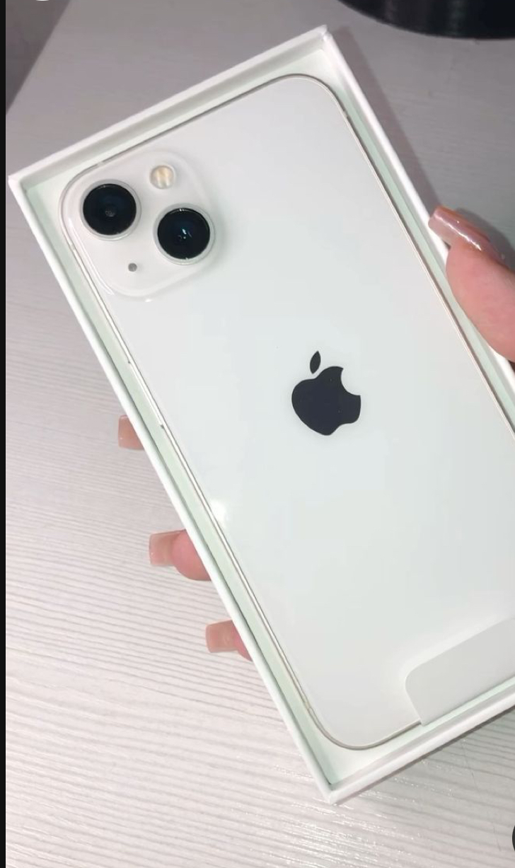 iPhone 13 Reconditionné à partir de 400€