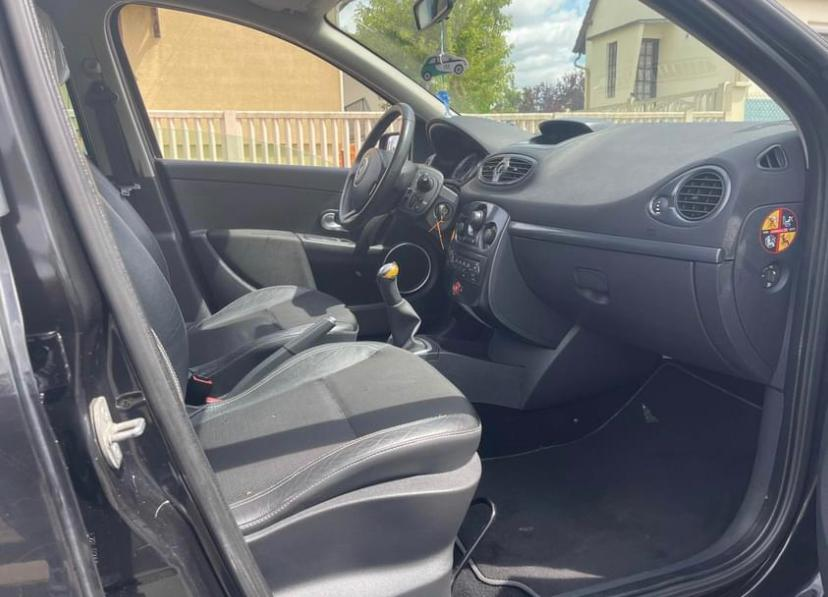 Je vends ma Renault Clio