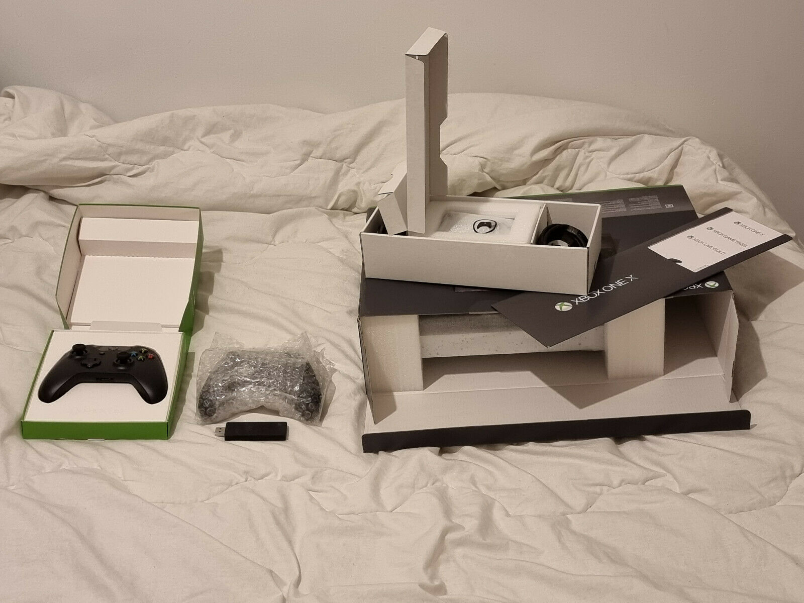 Xbox One X 1