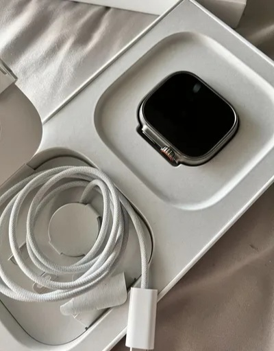 Apple Watch Ultra 49 mm alpine - Photo 1