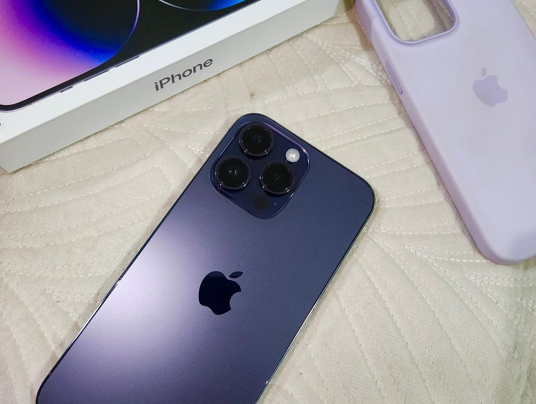 iPhone 14 pro max 128 Go