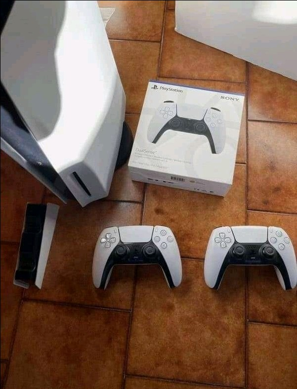 Vente de Playstation 5 - Miniature 2