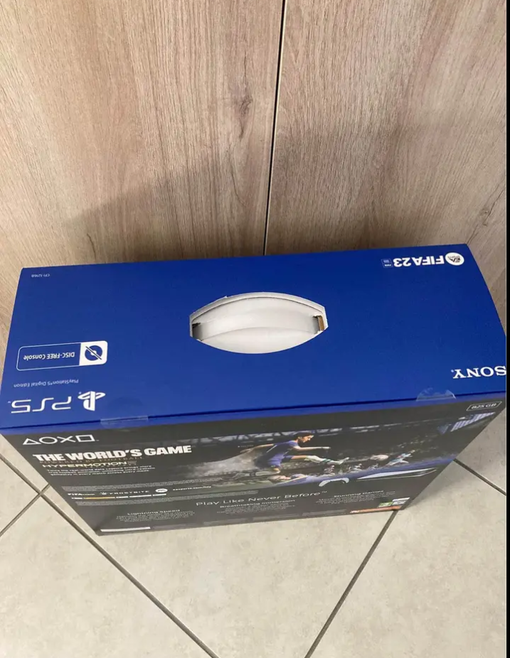 PlayStation 5 - Miniature 4