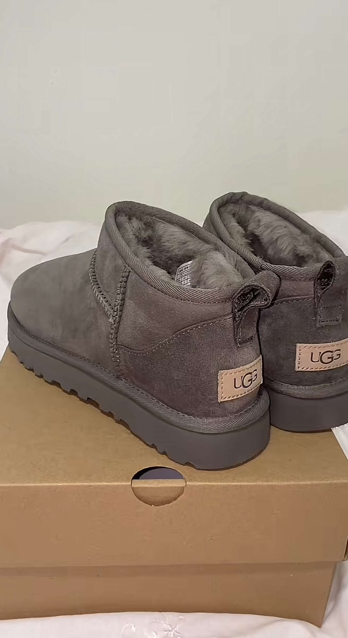 Ugg ultra mini grise - Miniature 5