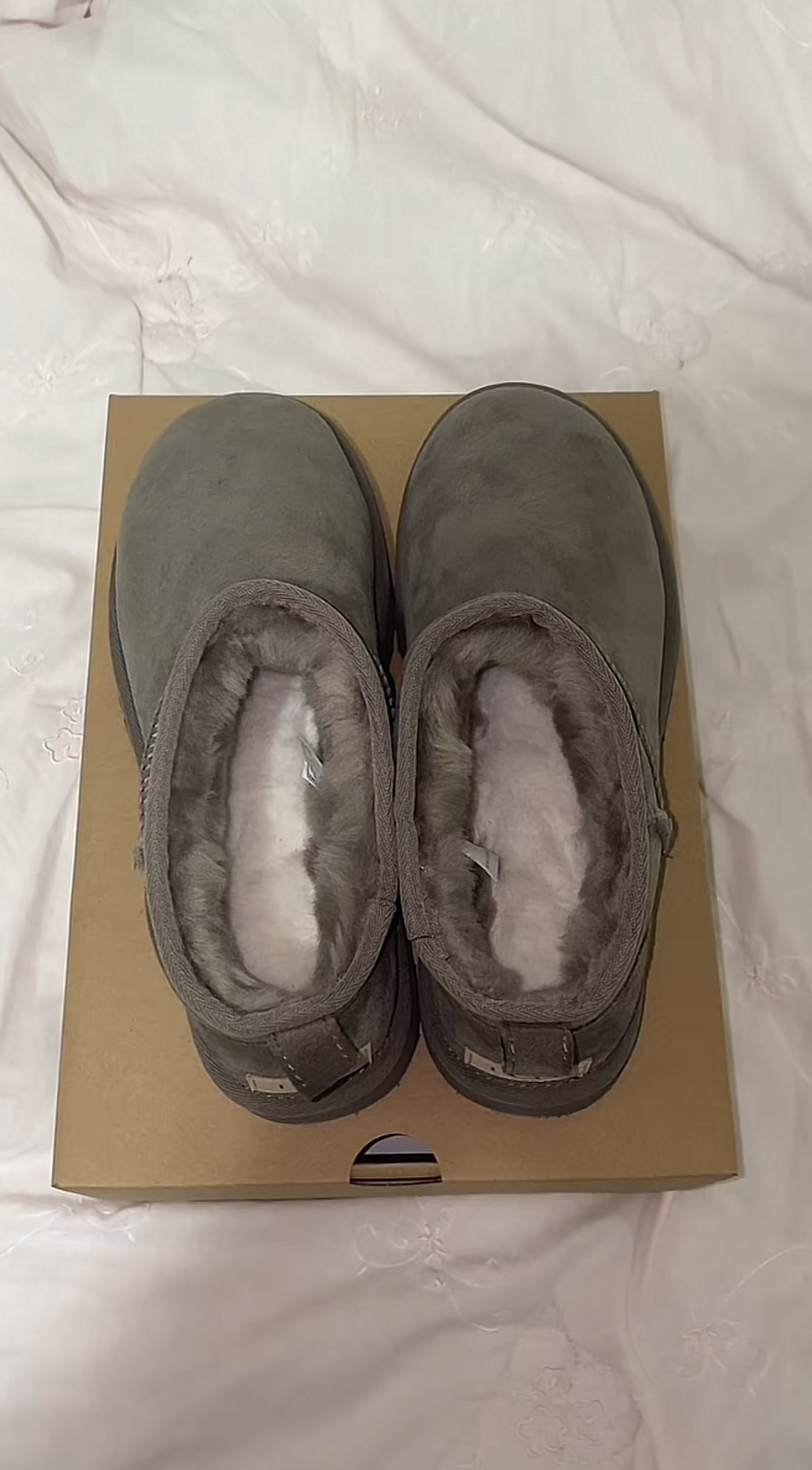 Ugg ultra mini grise - Miniature 8