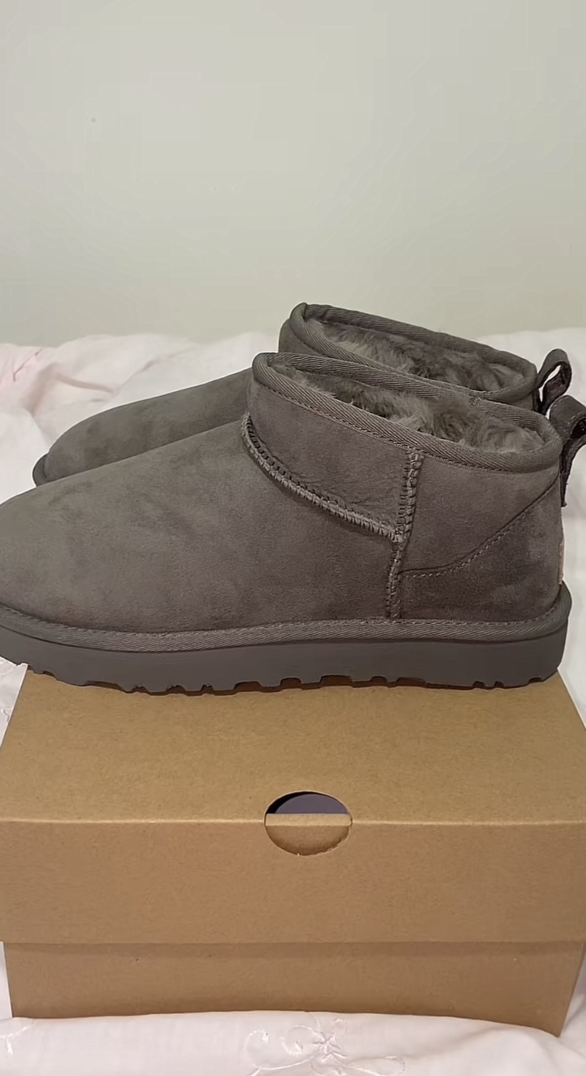 Ugg ultra mini grise - Miniature 7