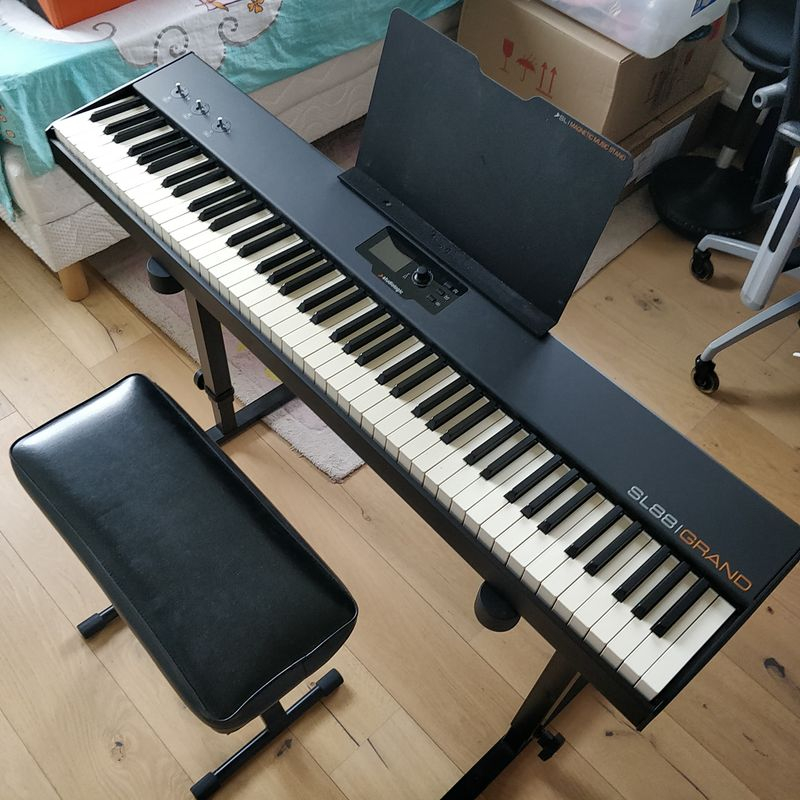 Clavier Piano Studiologic SL88 Grand + Module de son + Accessoires