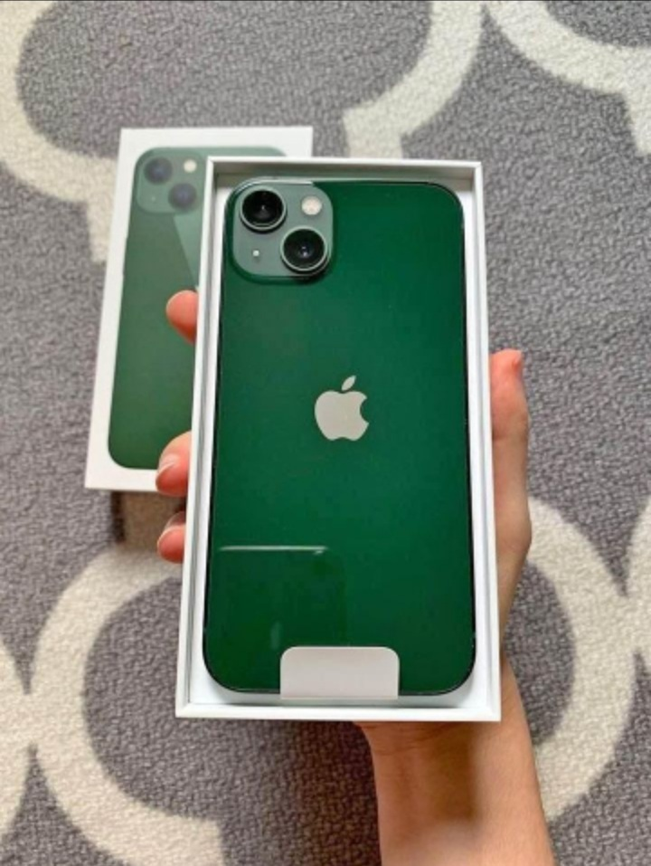 Iphone 13 - 128 go vert