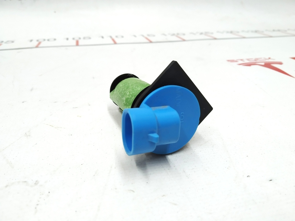 Capteur de niveau de liquide de lave-glace Tesla modèle 3
1139548-00-A-Uc