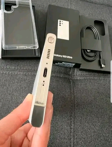 Samsung Galaxy S23 ultra - Miniature 3