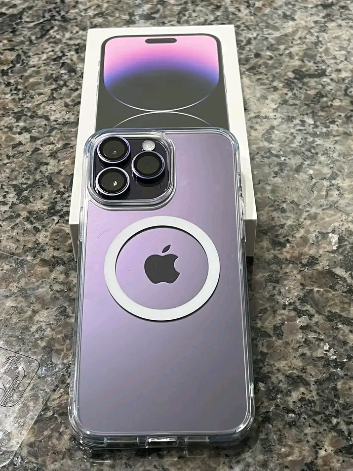 iPhone 14 pro à vendre - Photo 1