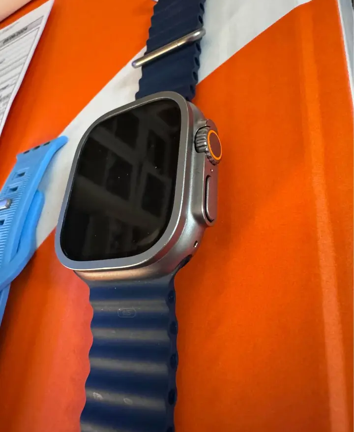 Apple Osservare Ultra 2 Titane Océan Bleu 49mm - Miniature 2