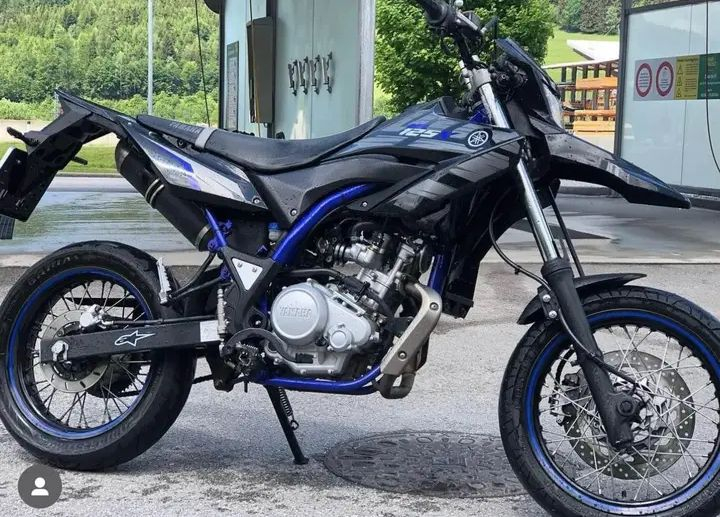 Moto YAMAHA WRX125nl - Miniature 2
