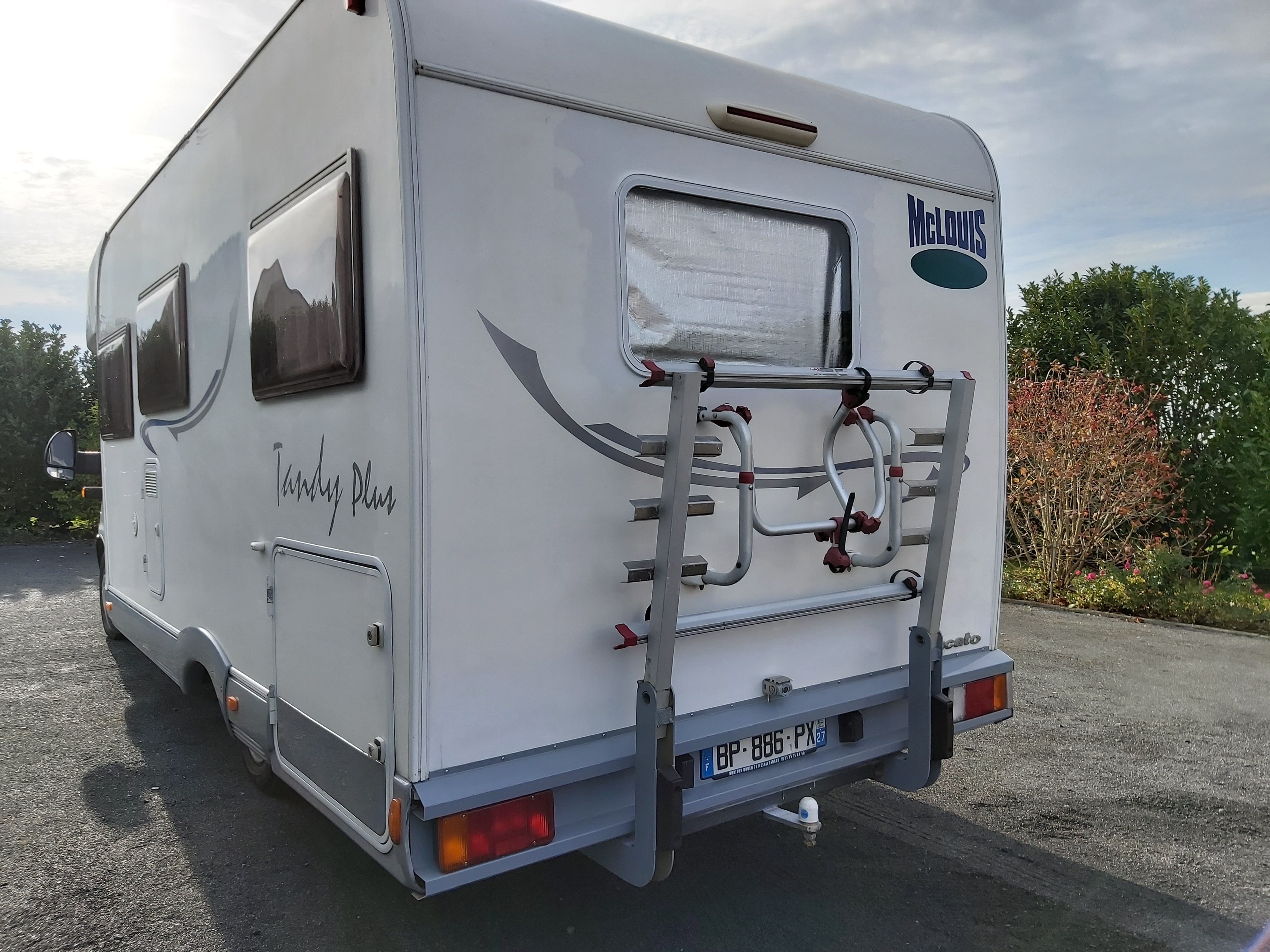 Location camping-car - Miniature 2