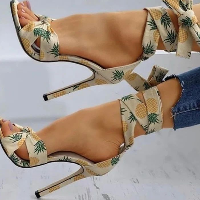 A vendre des chaussures de nouvelles collections