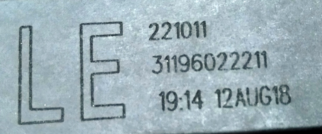 Mécanisme de réglage du rétroviseur extérieur gauche Tesla 221011