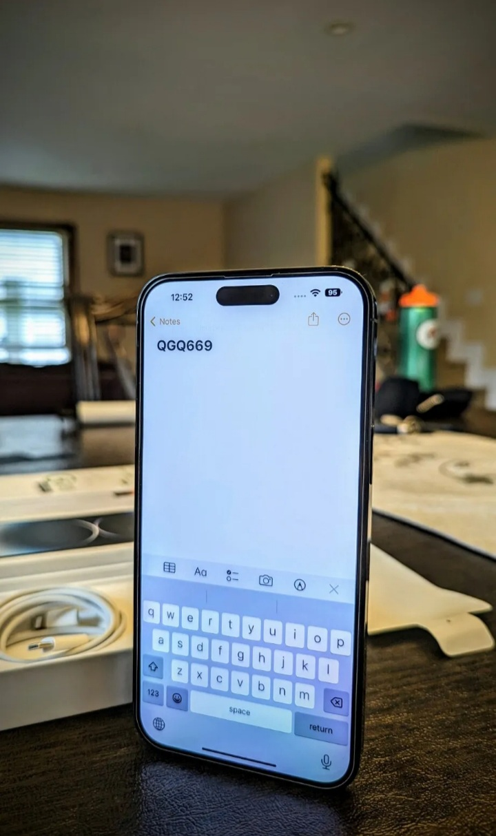 iPhone 14 pro Max - Miniature 3