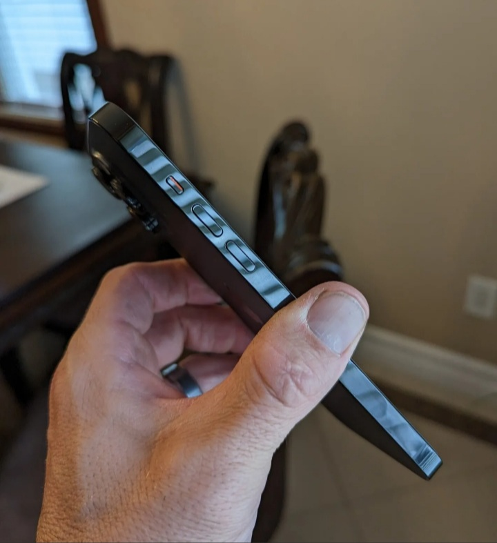 iPhone 14 pro Max - Miniature 2