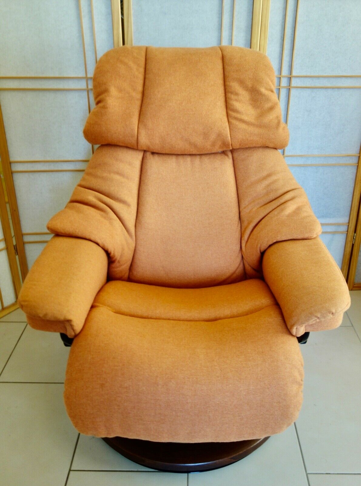 Fauteuil Stressless modèle Reno, chaleureux, écologique