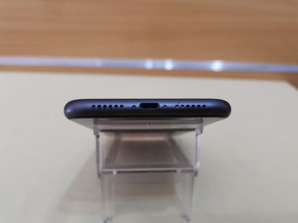 IPhone 11 64 Go avec garantie - Miniature 3