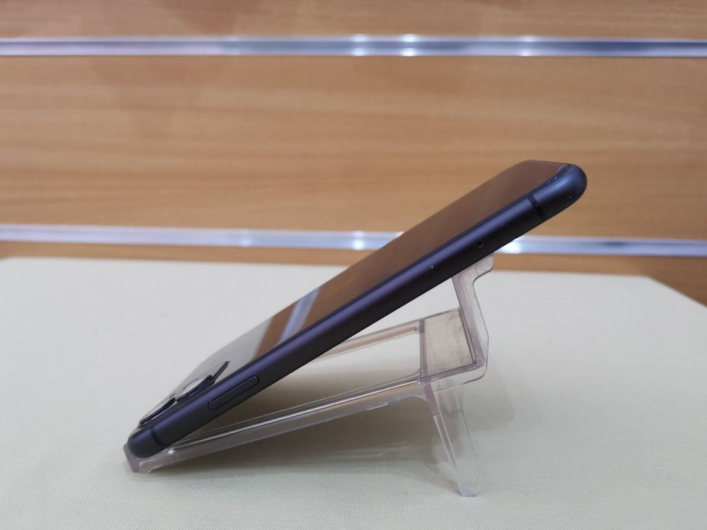 IPhone 11 64 Go avec garantie - Miniature 5