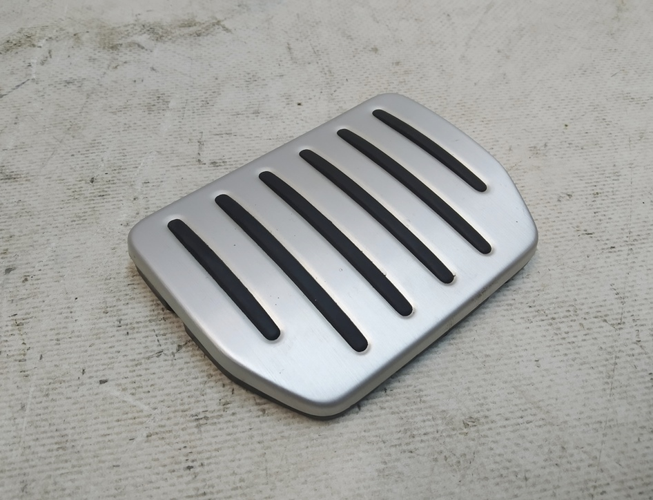 Plaquette de pédale de frein OPTION Tesla 1044694-01-A
