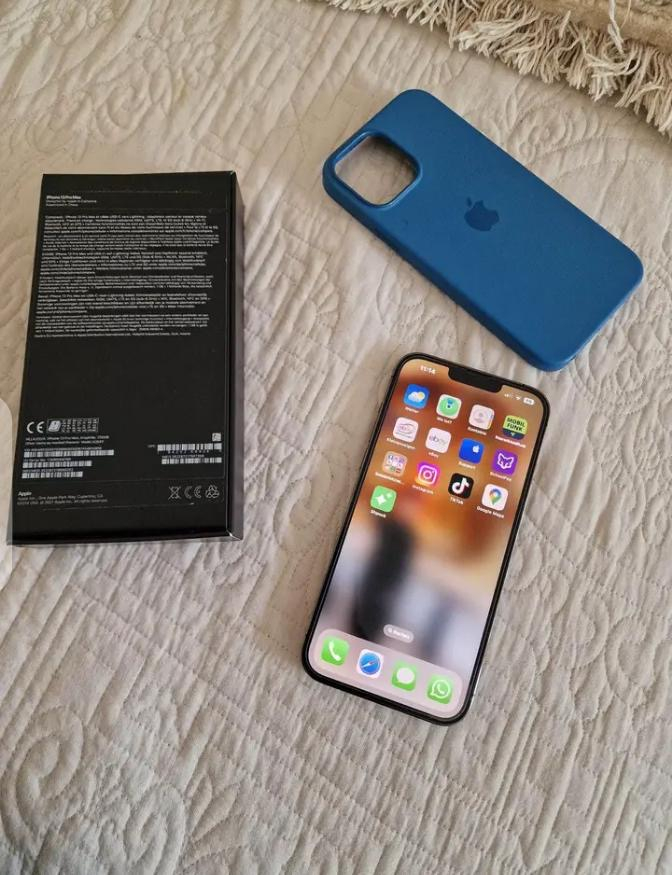 Téléphone APPLE iPhone 14 Pro Noir