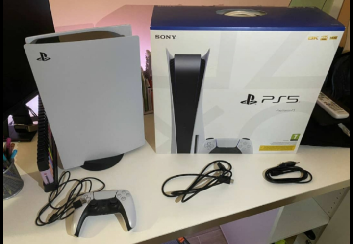PS5 avec ces accessoire complète