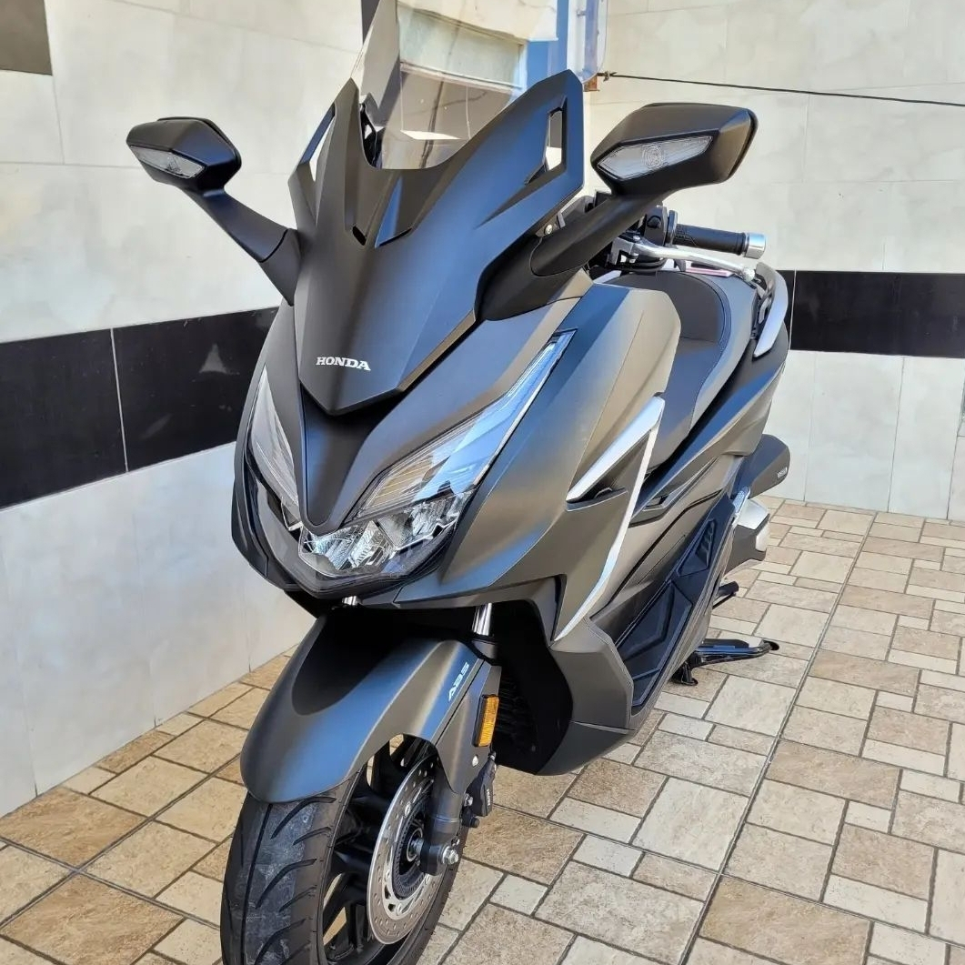 Honda Forza 5 modèle 2021