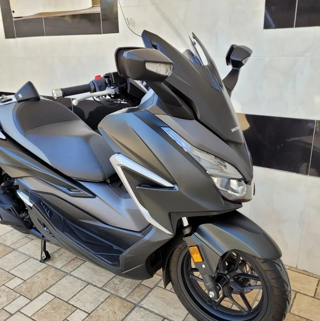 Honda Forza 5 modèle 2021 - Miniature 6