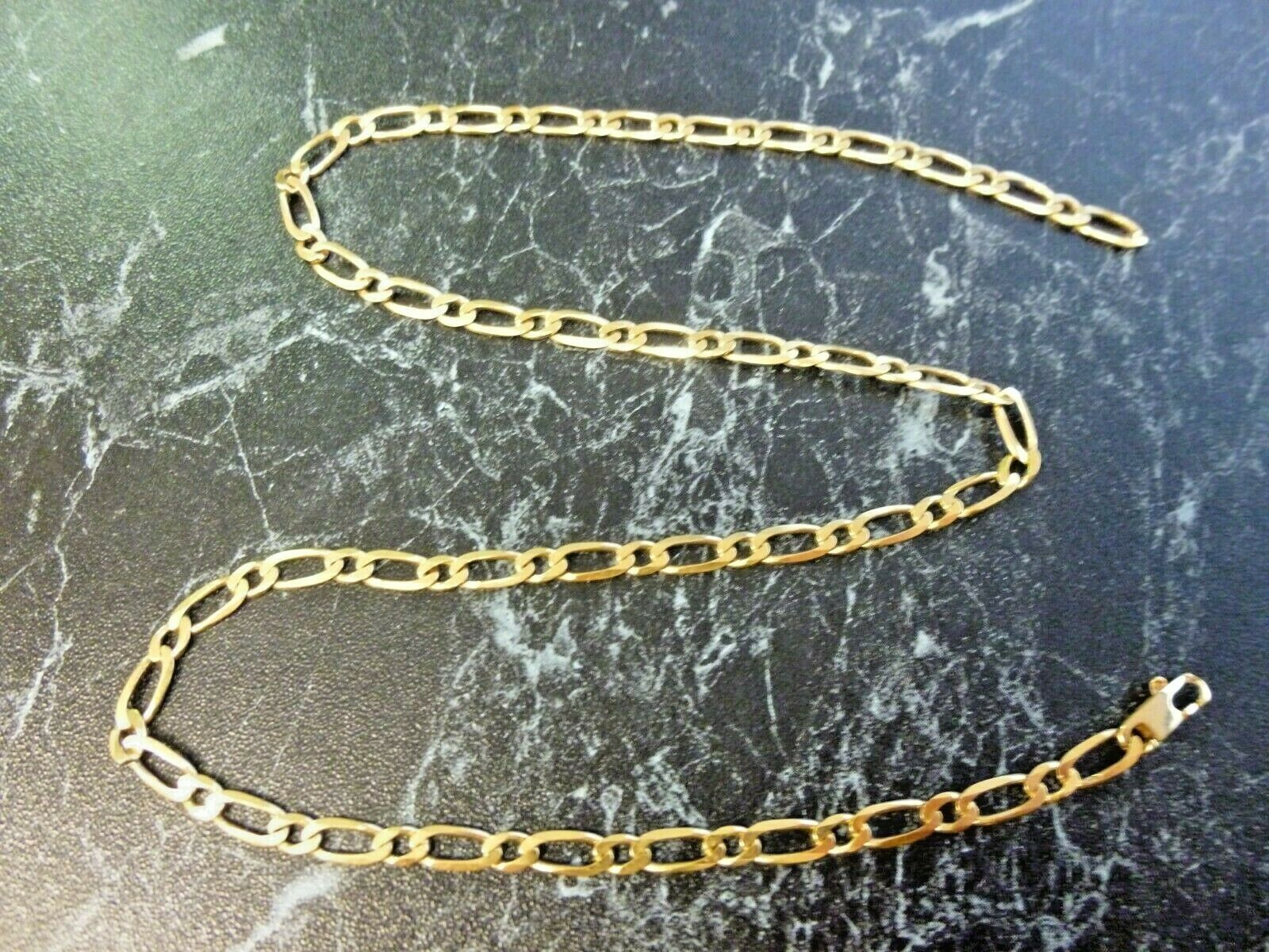 Collier en or jaune massif 18k poinçon aigle (18,50g)