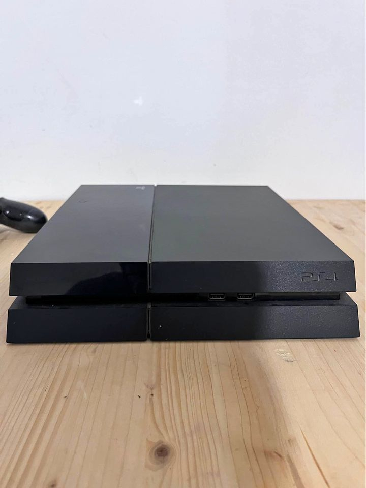 PlayStation 4 / 500 Go