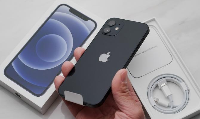 IPhone 12 128go