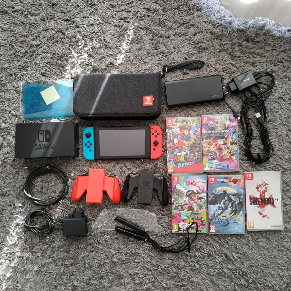 Nintendo switch bleu et rouge plus 5 jeux Réf. A224480 - Miniature 3