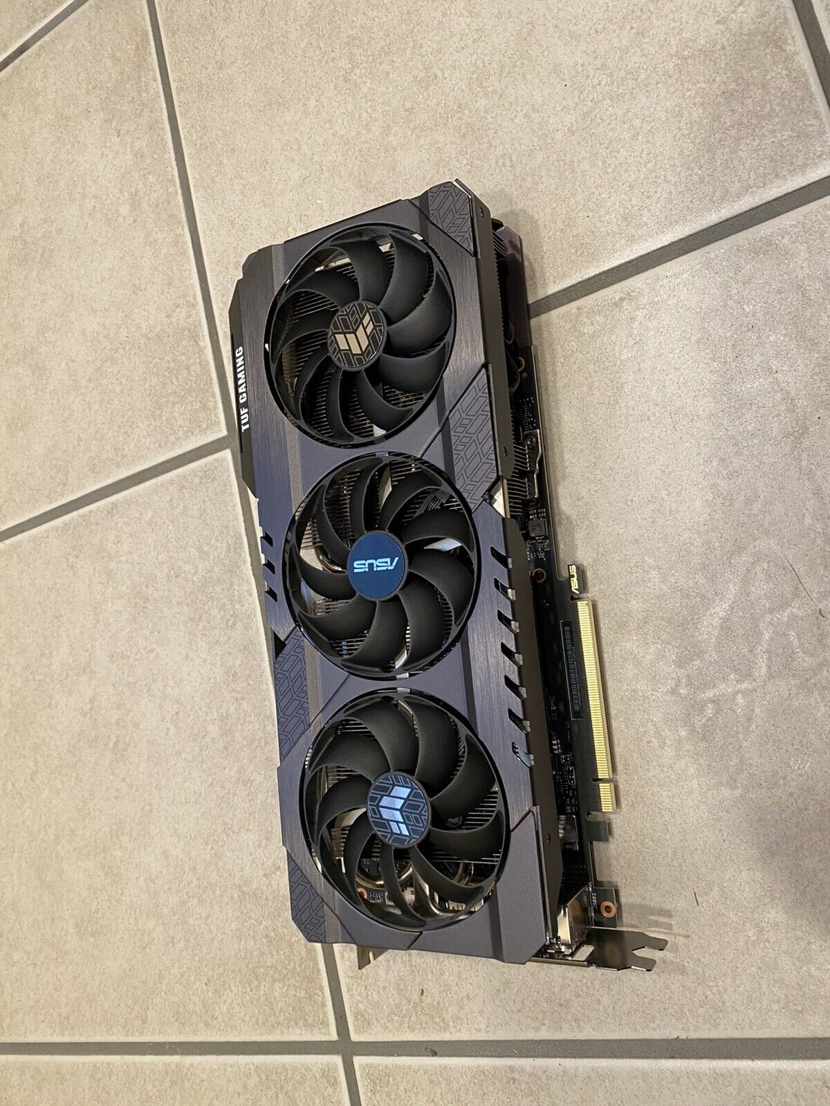 Carte graphique ASUS TUF Gaming GeForce RTX 3090 OC 24 Go GDDR6X - Miniature 4