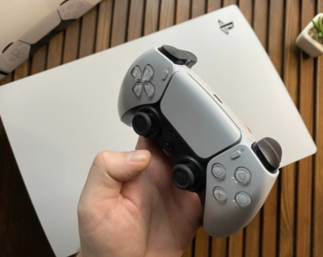 PlayStation 5 - Miniature 9