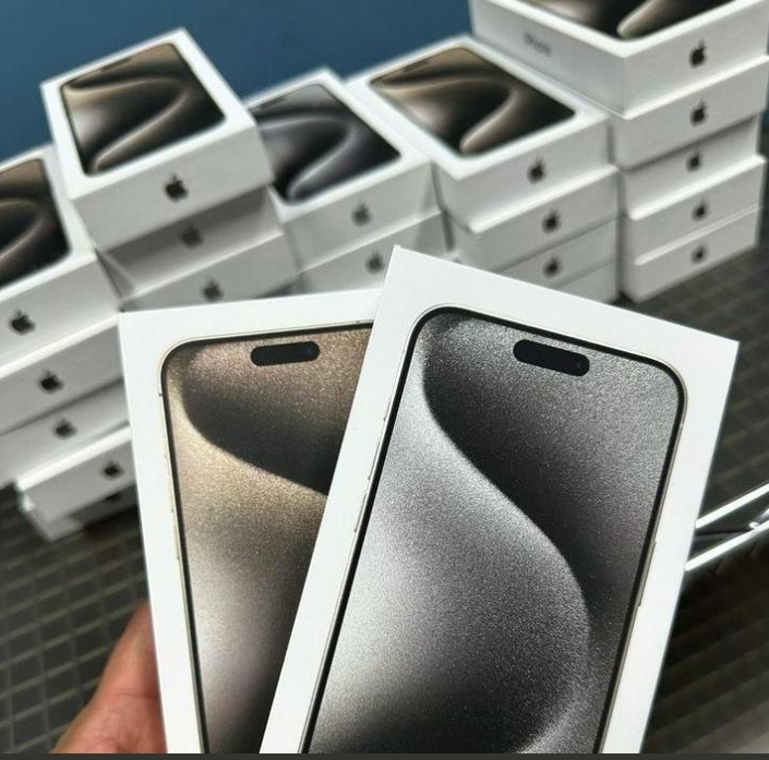 iphone 15 pro max en bon état