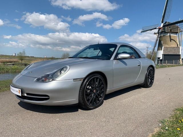 Porsche carrera 4 de 1999