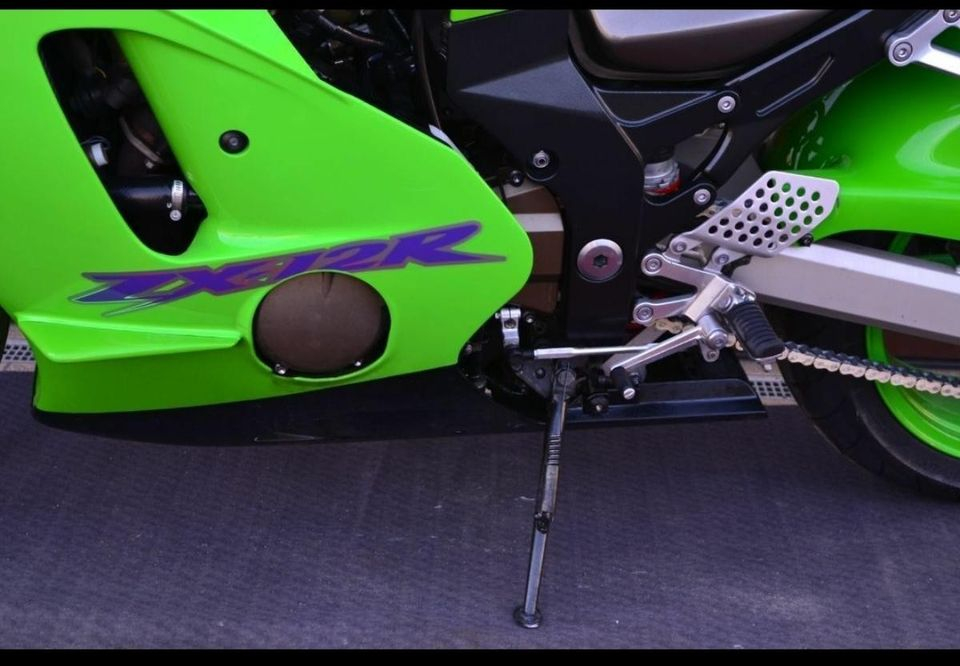 Kawasaki Ninja Zx-12R Limited Edition - Miniature 12