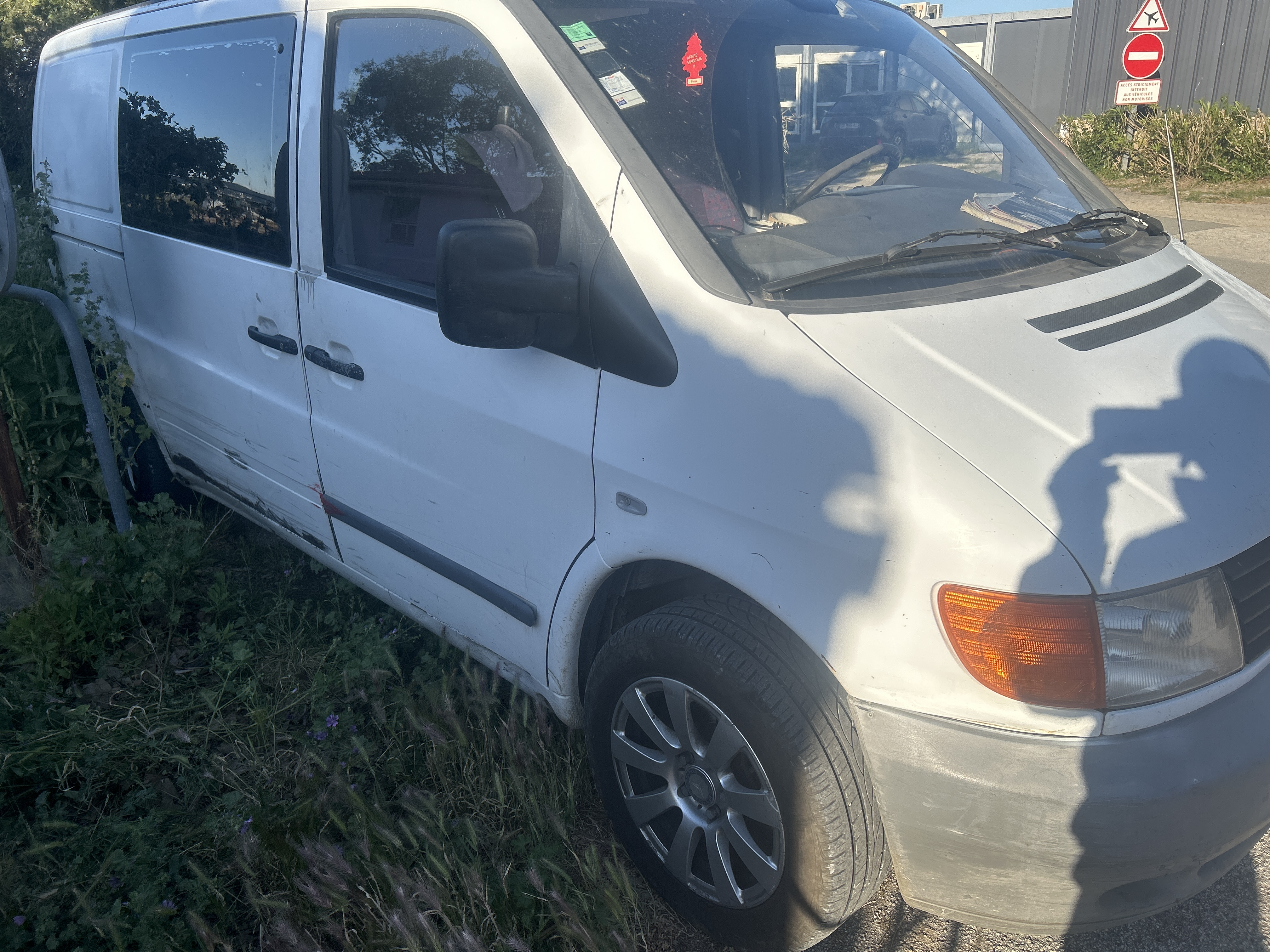 Vito 108 D