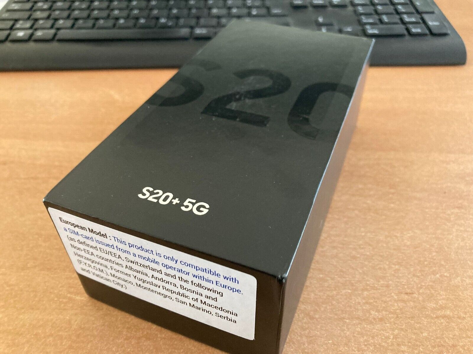 Smartphone Samsung S20 PLUS 5G Noir - Miniature 2