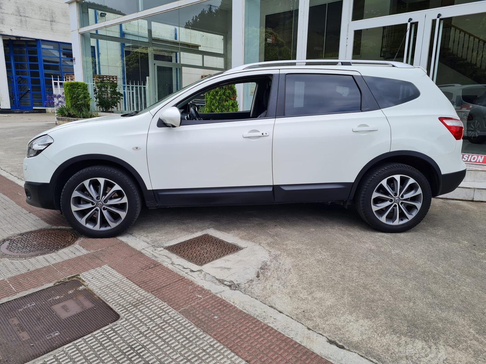 Nissan Qashqai+2 en Excellent état - Photo 1