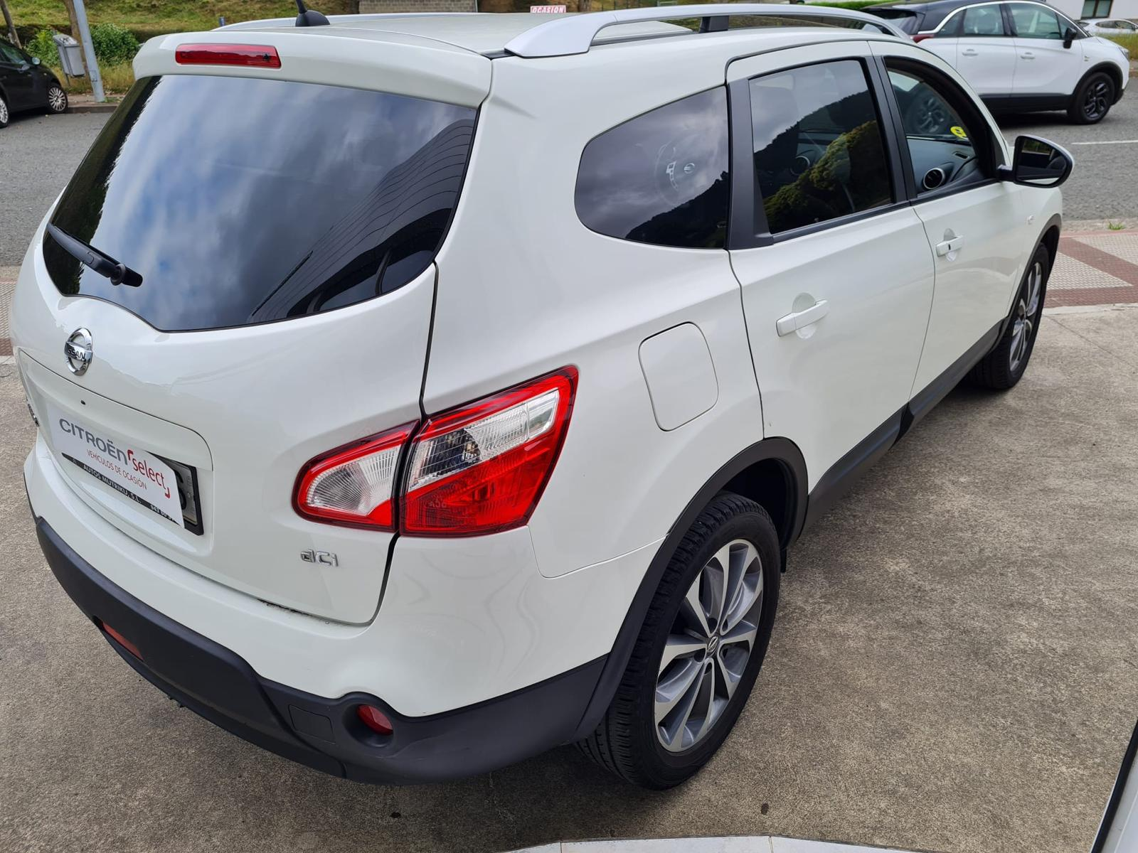 Nissan Qashqai+2 en Excellent état - Miniature 9