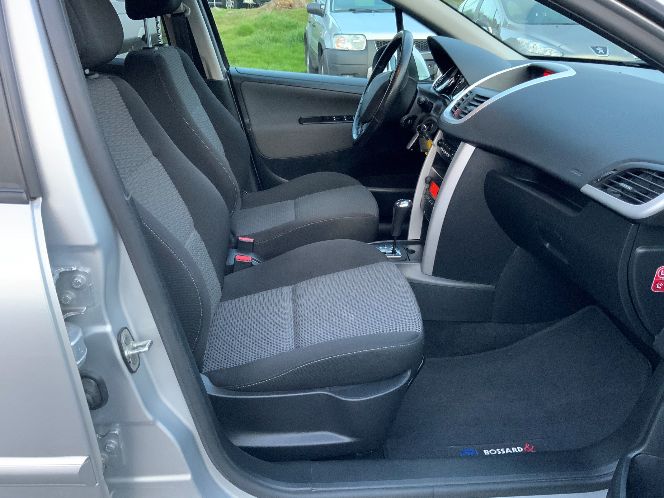 PEUGEOT 207 1.6 16V Sport Automatique à vendre